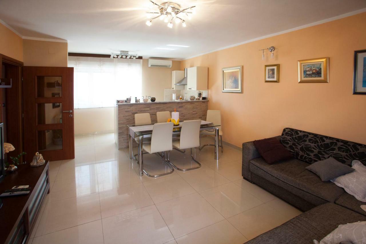 Apartment Dolores Split Exteriér fotografie